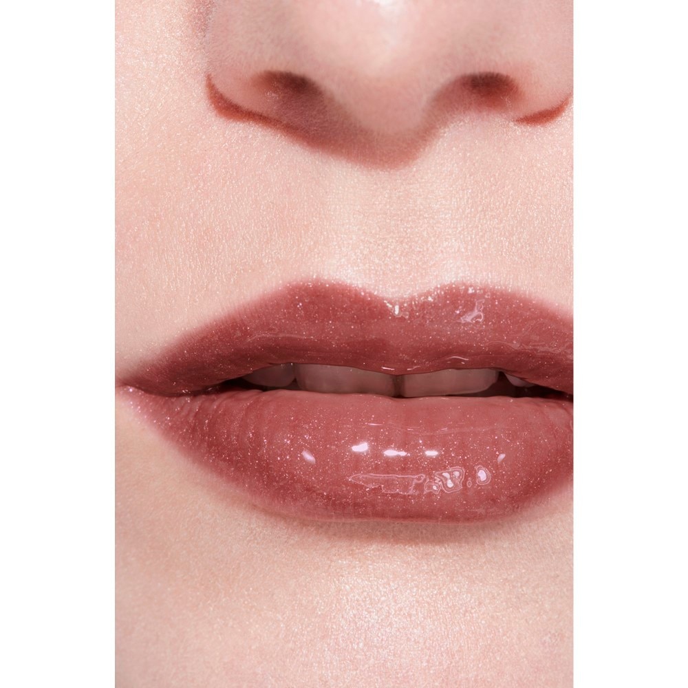 BRILLO DE LABIOS INTENSO HIDRATANTE Y ALISANTE